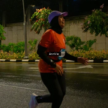Runner Photo 8003102