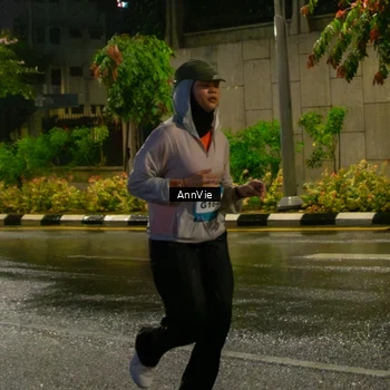 Runner Photo 8003104