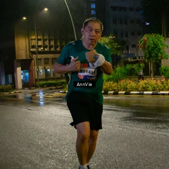 Runner Photo 8003118