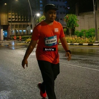 Runner Photo 8003143