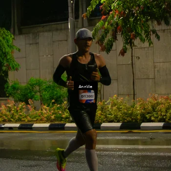 Runner Photo 8003172