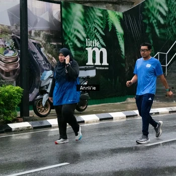 Runner Photo 8003213