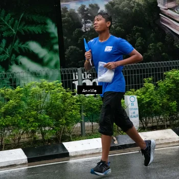 Runner Photo 8003229
