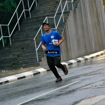 Runner Photo 8003245
