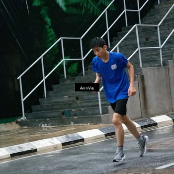 Runner Photo 8003253