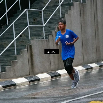 Runner Photo 8003261