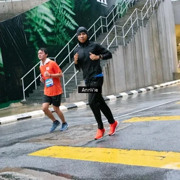 Runner Photo 8003279