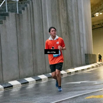 Runner Photo 8003282