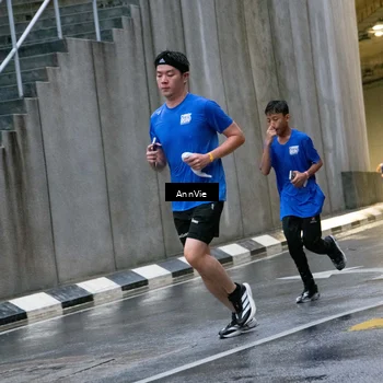 Runner Photo 8003291