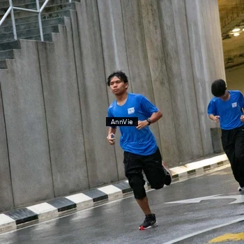 Runner Photo 8003332