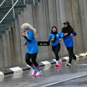 Runner Photo 8003338