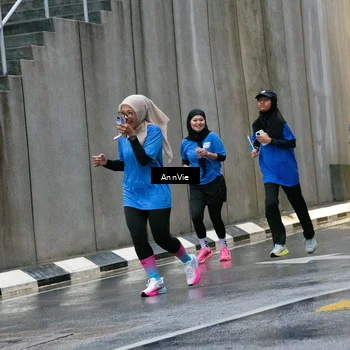 Runner Photo 8003339