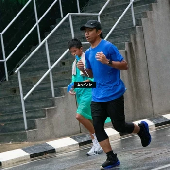 Runner Photo 8003352