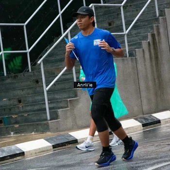 Runner Photo 8003354
