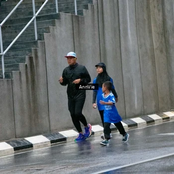 Runner Photo 8003359