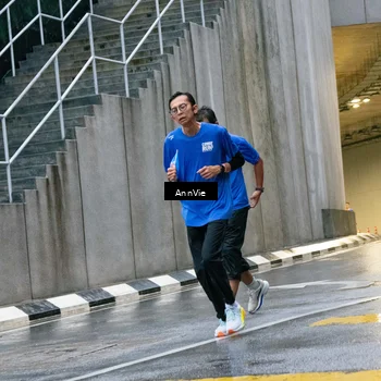 Runner Photo 8003362
