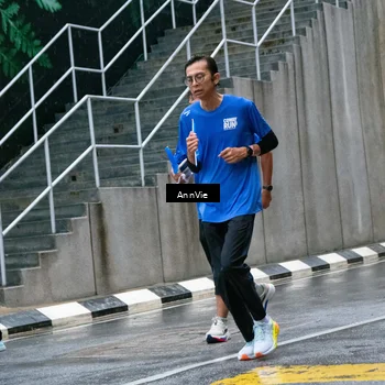 Runner Photo 8003363