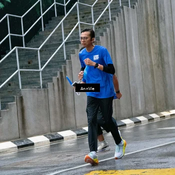 Runner Photo 8003366