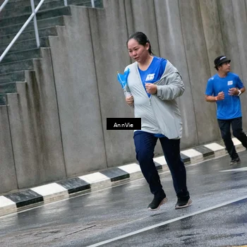 Runner Photo 8003368