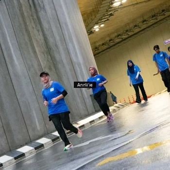 Runner Photo 8003397