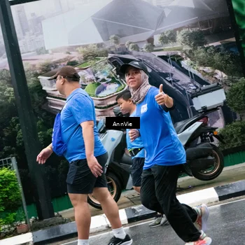 Runner Photo 8003398
