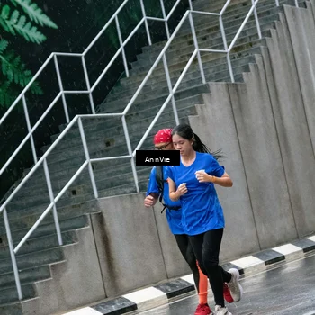 Runner Photo 8003402