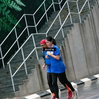 Runner Photo 8003405