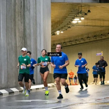 Runner Photo 8003417