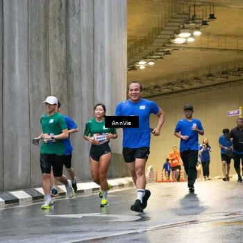 Runner Photo 8003419