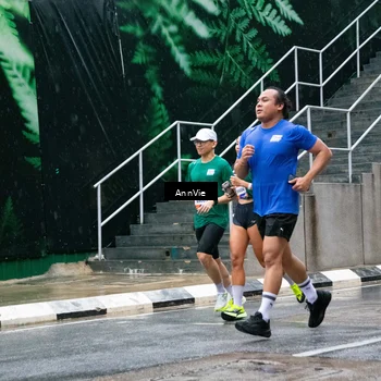 Runner Photo 8003423