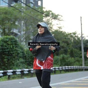 Runner Photo 8003542
