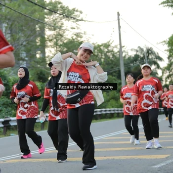 Runner Photo 8003556