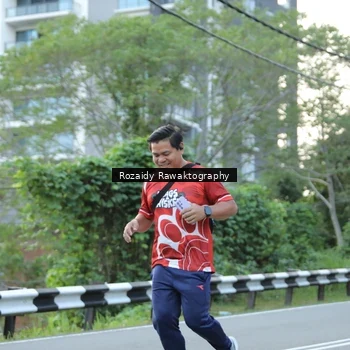 Runner Photo 8003563