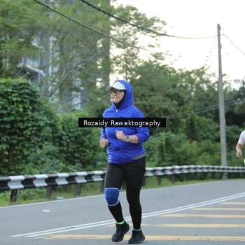 Runner Photo 8003575