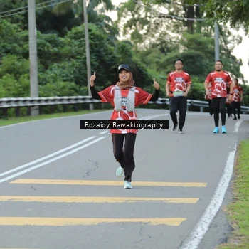 Runner Photo 8003591