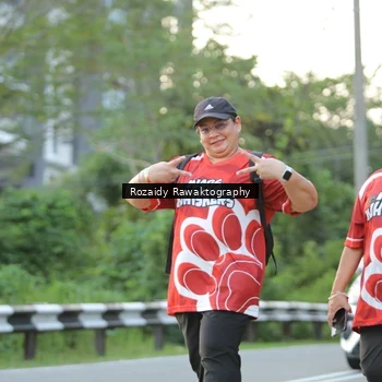 Runner Photo 8003592