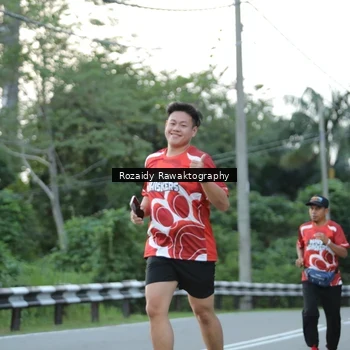 Runner Photo 8003595