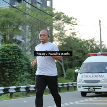 Runner Photo 8003602