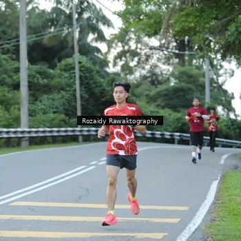 Runner Photo 8003606