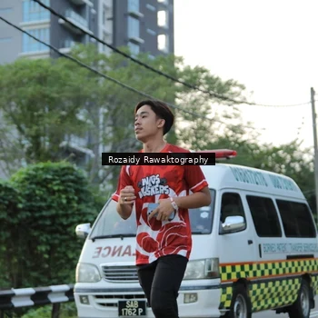 Runner Photo 8003611
