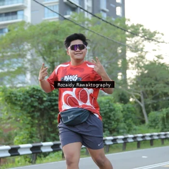 Runner Photo 8003634