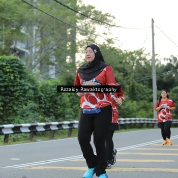Runner Photo 8003641