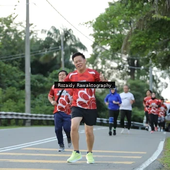 Runner Photo 8003651