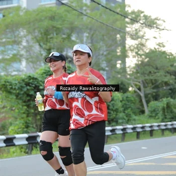 Runner Photo 8003653