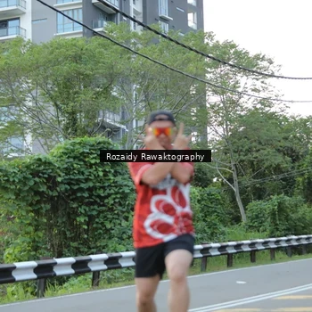 Runner Photo 8003664