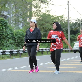 Runner Photo 8003666