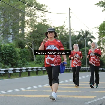 Runner Photo 8003672