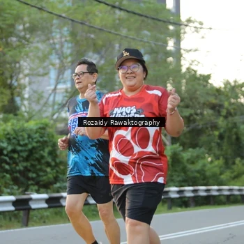 Runner Photo 8003676