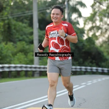 Runner Photo 8003683
