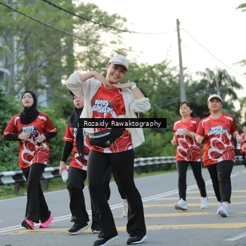 Runner Photo 8003685
